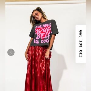 Dressed in LaLa cropped tshirt size l/xl
